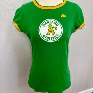 Nike Oakland Athletics A’s Baseball Small T-shirt